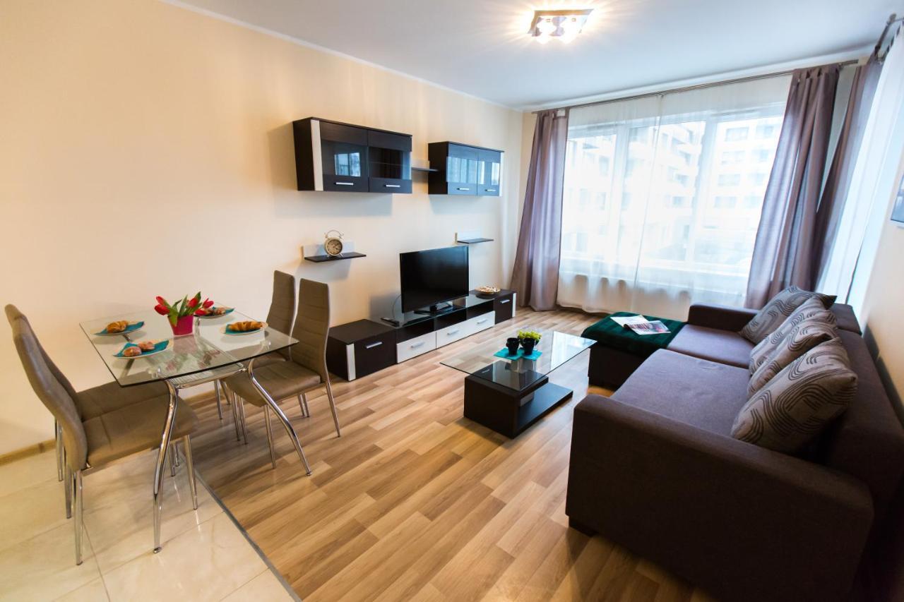 وارسو Pcd Aparthotel Ochota المظهر الخارجي الصورة