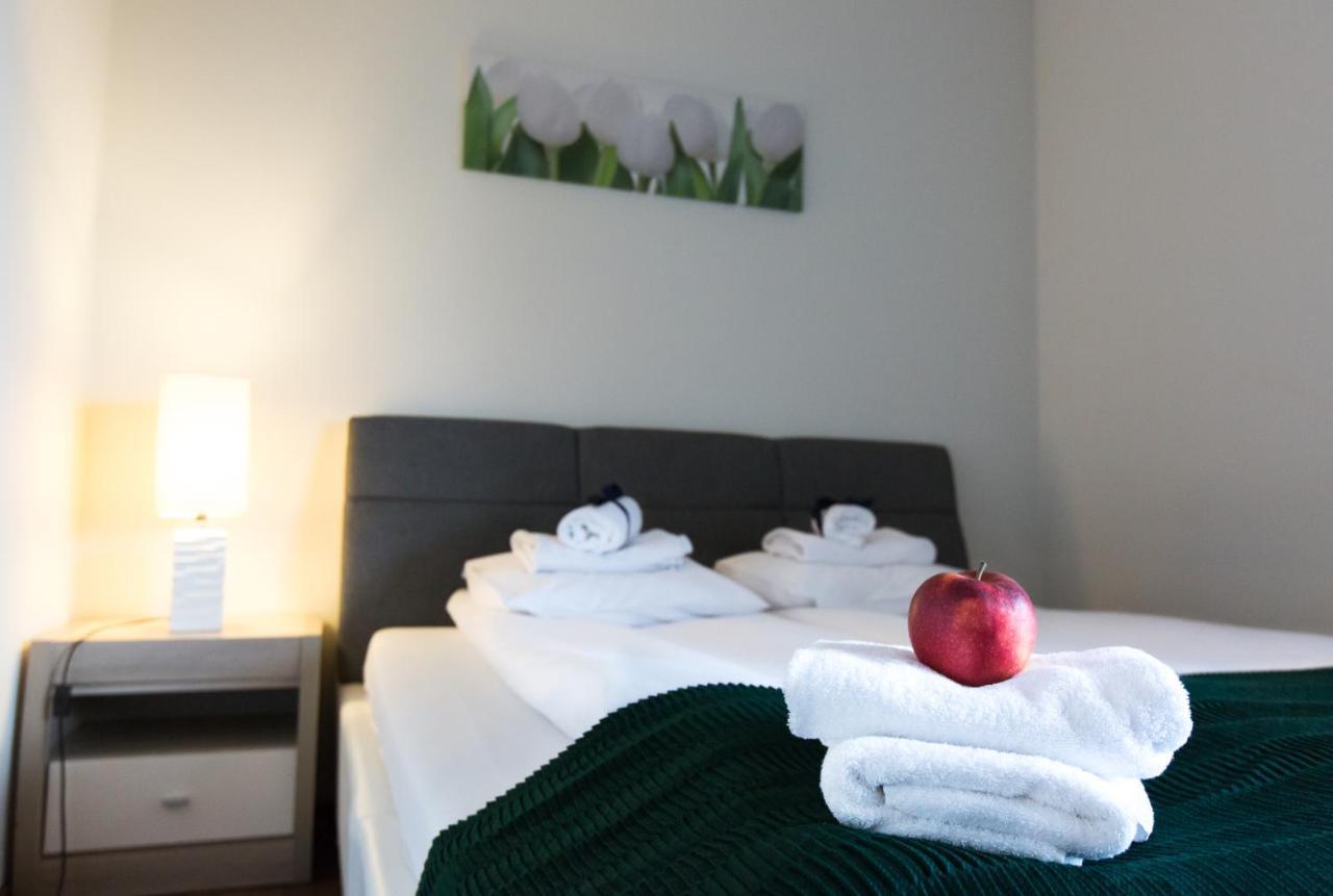 وارسو Pcd Aparthotel Ochota المظهر الخارجي الصورة
